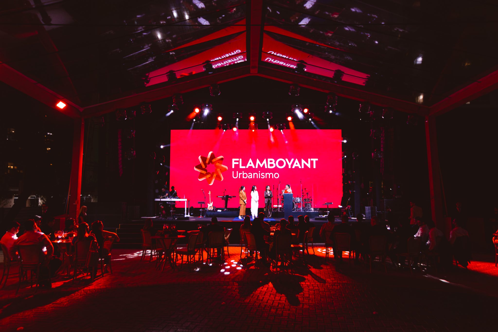 FLAMBOYANT URBANISMOS 1